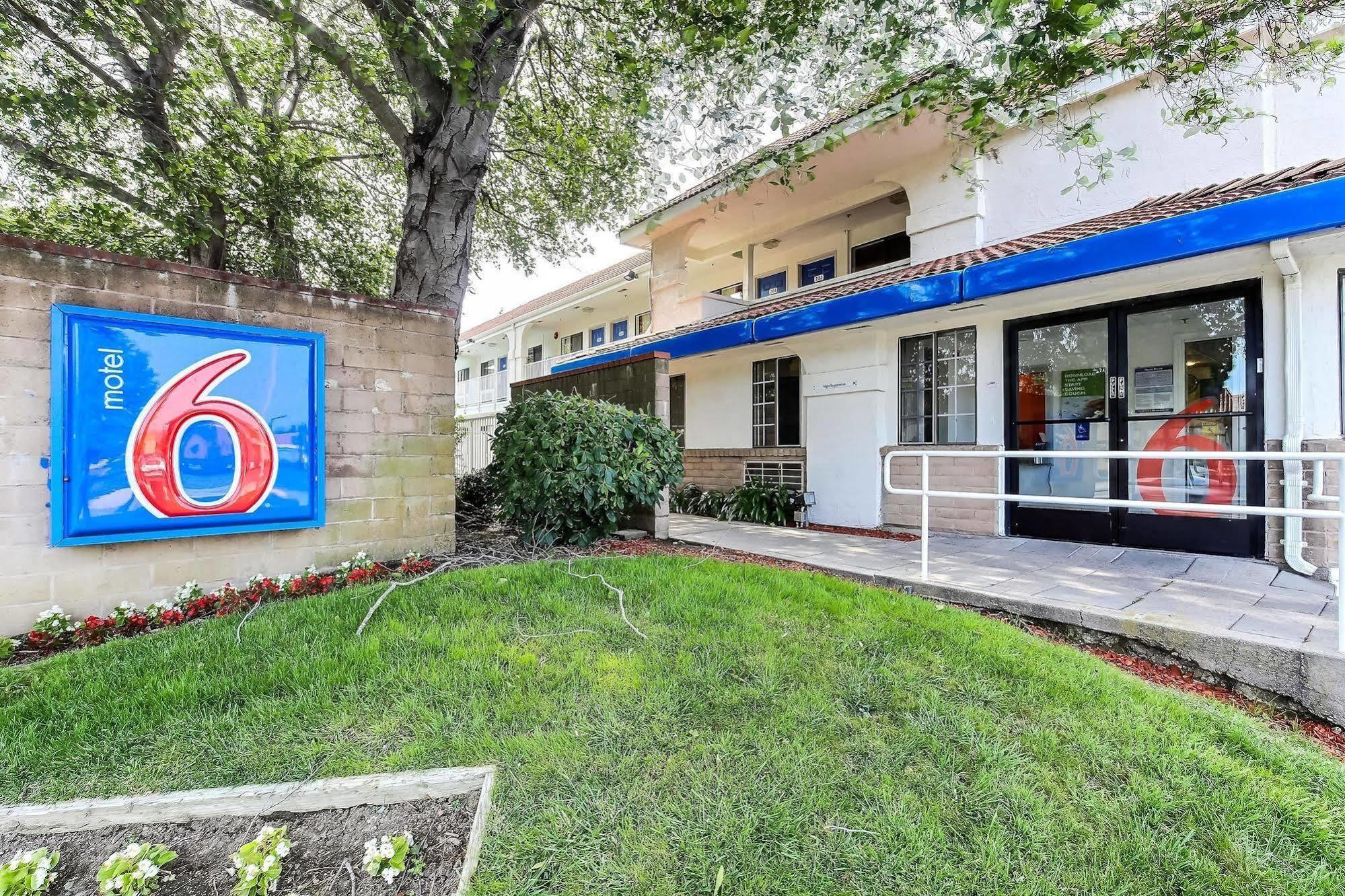 Motel 6-Pinole, Ca Ngoại thất bức ảnh